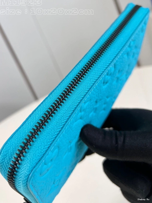 VUITTON cm ZIPPY LOUIS WALLET-10*20*2 0729